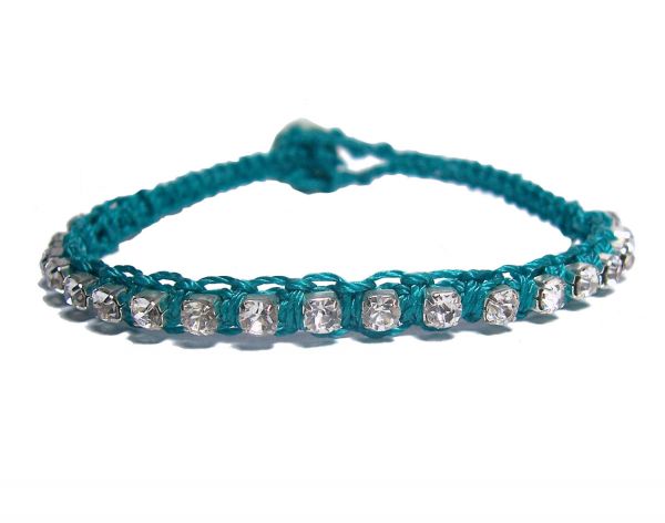 pulseira macrame azul com strass